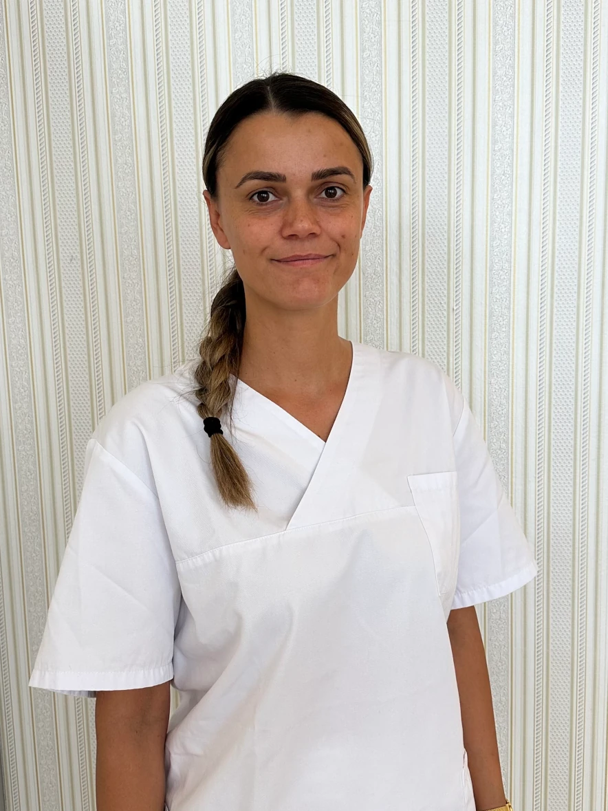 Simona
